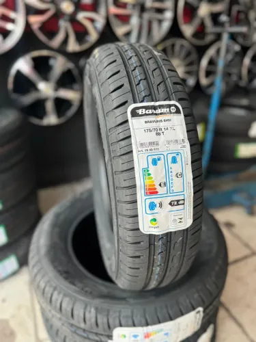 Pneu novo 175/70r14 CONTINENTAL BARUM