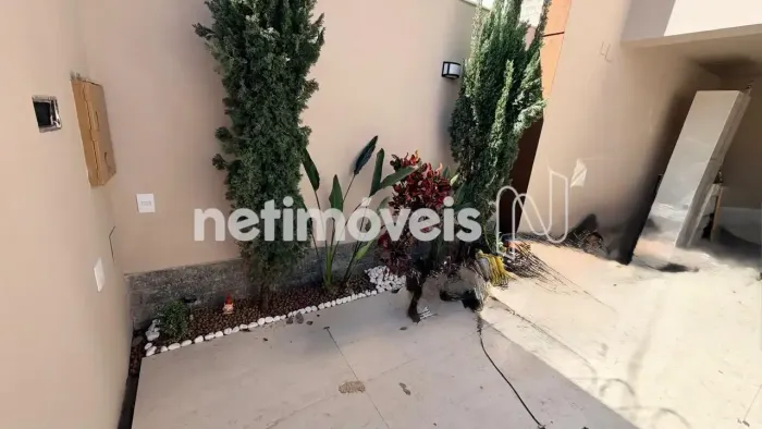 Casa geminada duplex 4 quartos, suíte, piscina e sauna no Castelo em Belo Horizonte