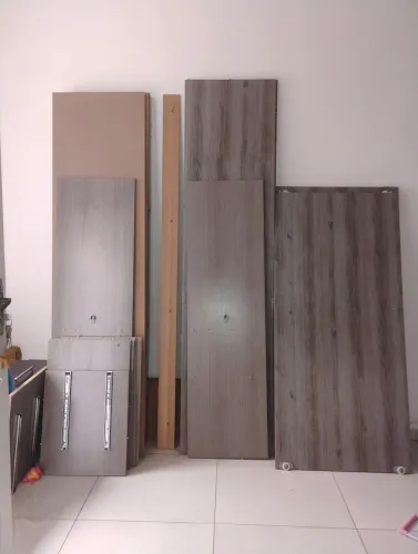Vende-se guarda roupa