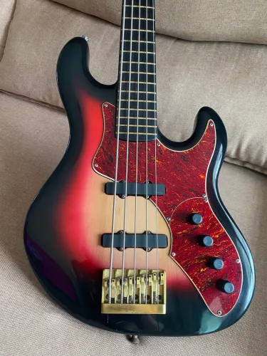 Contra Baixo Cherutti Jazz Bass Emg- ferragem GOtoh