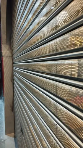 Porta de aço automática direto da fábrica. Com instalação inclusa