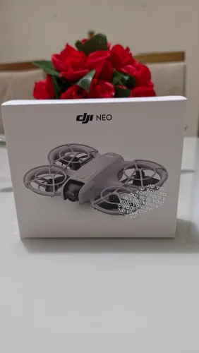 DRONE DJI NEO