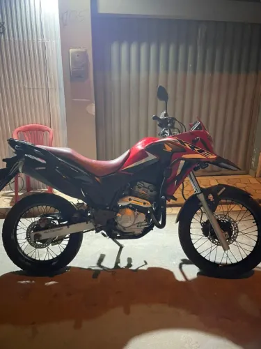 XRE 300 2022 repasse