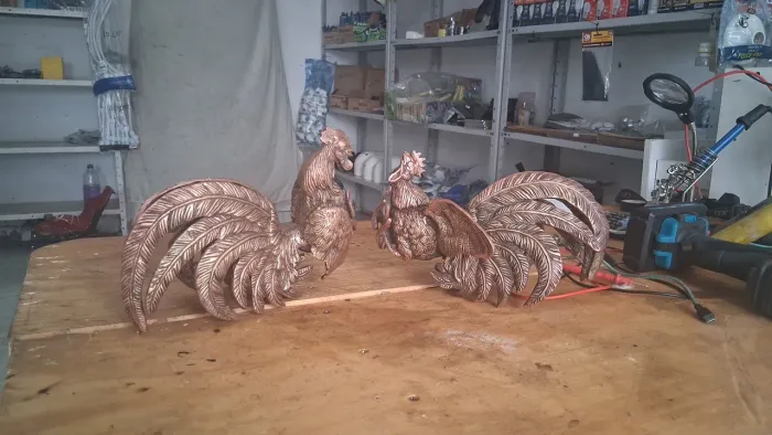 Galo de bronze 