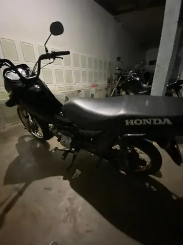 Vende se está moto
