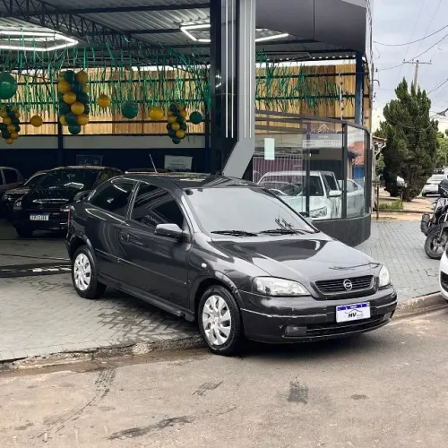 Chevrolet Astra 2.0/ CD/ Sunny/ GLS 2.0 8V 3P 2002