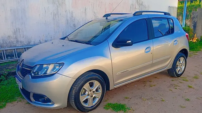 Renault Sandero Dynamique Hi-power 1.6 8V 5P 2015