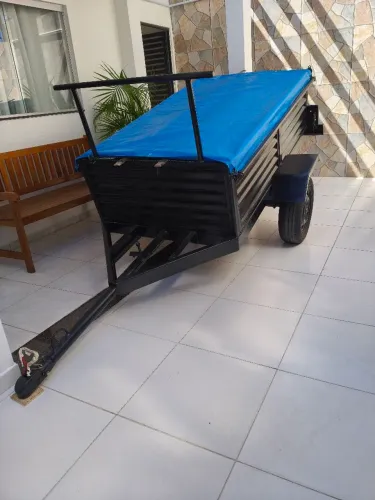 Reboque 1 Eixo, novo, sem uso no jeito pra trabalhar!