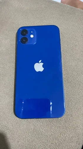 IPhone 12, seminovo apenas 2 trincos na tela, não interfere o toque na tela 