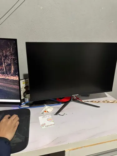 Monitor 27