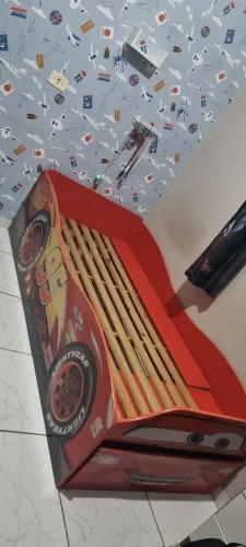Cama infantil com gaveta