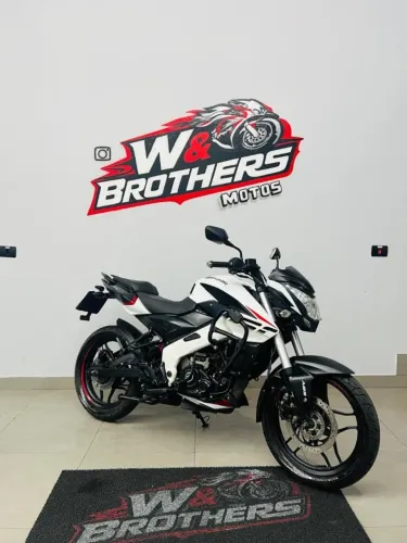 Bajaj Dominar 160 - 2023