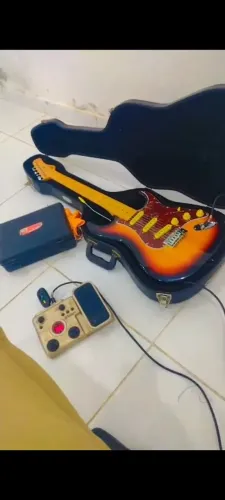 Guitarra tag530