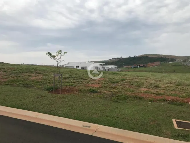 Terreno à venda em Campinas, Sousas, com 1200 m², Entreverdes Campinas