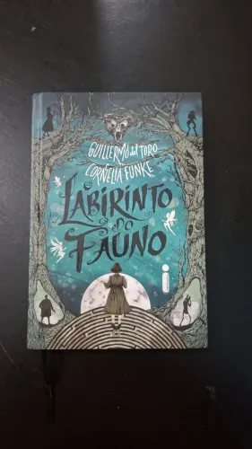 Livro - O Labirinto do Fauno