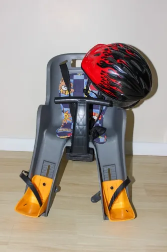 Cadeirinha de Bicicleta Dianteira Absolute Baby + Capacete Infantil - Impecável