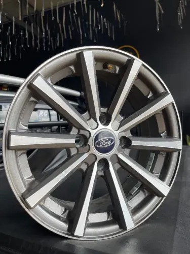 Rodas aro 15 Ford com furacão 4x108