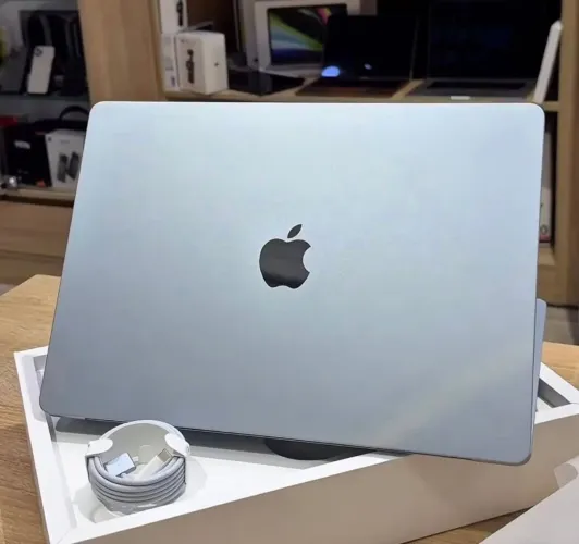 Macbook Air M5 13 polegadas 512GB 16GB RAM -- Lacrados com Nota fiscal e garantia Aplle 