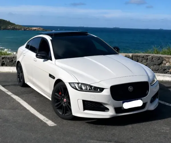 Jaguar XE 2.0 Turboch. R-sport 240/250cv Aut. 2017