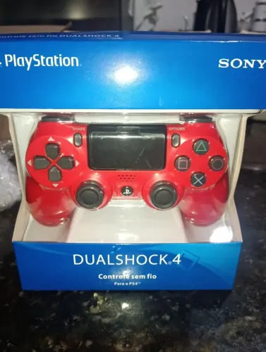 Controle PS4 Novo, lacrado cor vermelha.
