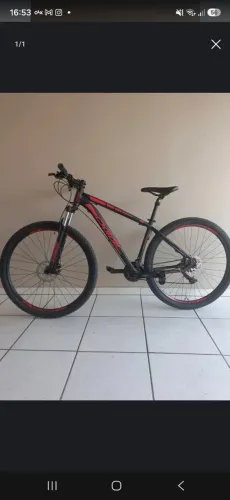 BIKE C/ CAPACETE ESTADO DE NOVA