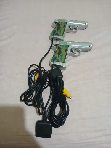 Pistolas e armas playstation 1  ps1 