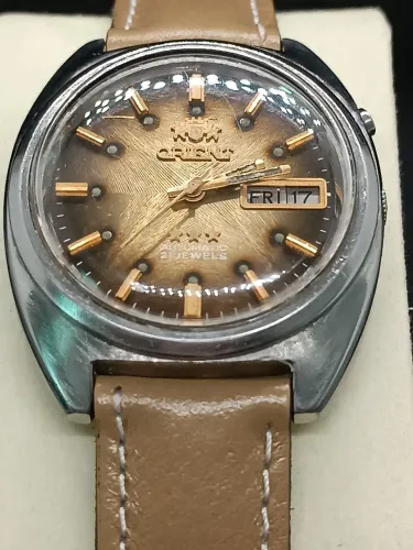 Relógio Orient vintage,com mostrador belíssimo.