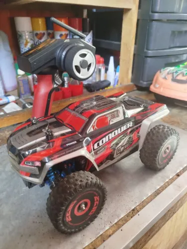 Automodelo WLtoys