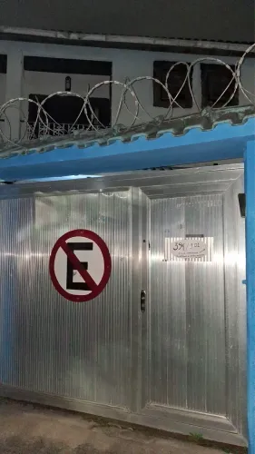 Portão - 2,5 de Largura por 2,0 de altura.