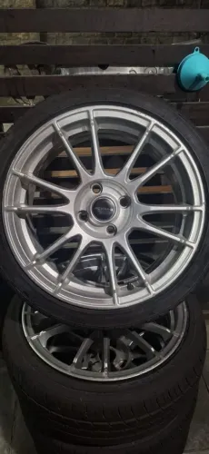 Rodas Oz/Scorro Ultraleggera Aro 17x7,5 4x108