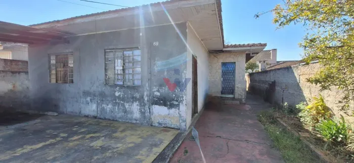 Terreno no Uberaba 12,75 x 50,15 ao lado da Associação da Caixa