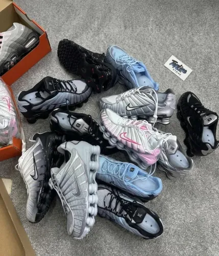 NIKE SHOX TL