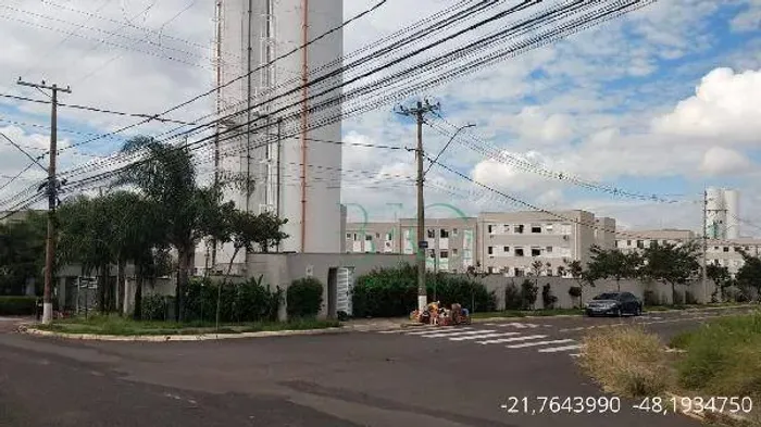 Apartamento com 2 dorm à venda, 43 m² por R$ 87.819,45 - Jardim Residencial Paraíso - Arar