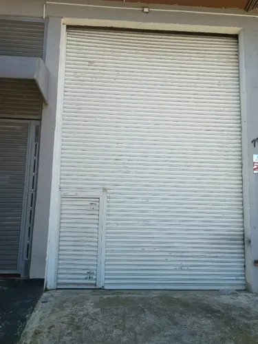 Locacao-182m2-DIRETO PROPRIETARIO Galpao /Salao Trifasico-Vila Moraes-Pe direito duplo