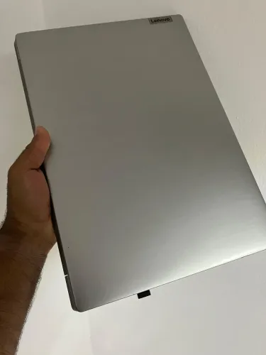 Notebook Lenovo única dona 