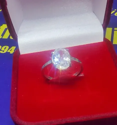 Anel Solitário Prata 950 Peso 1.80 Gramas 10 x 6 mm Pedra Zircônia