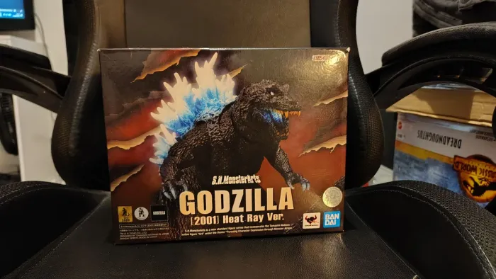 S.H MonstersArts Godzilla Heat Ray (2001)
