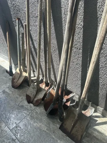 Ferramenta pá enxada picatera