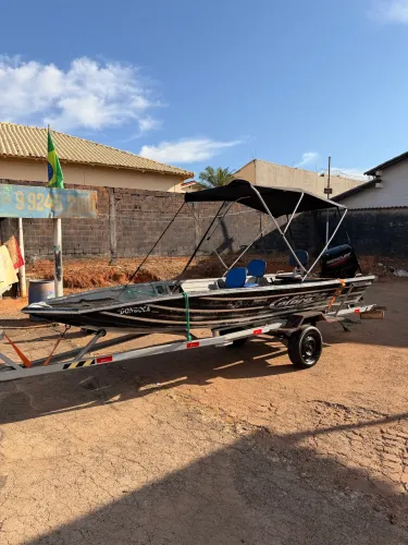 Barco 5,00 mt + Motor 50 Hp