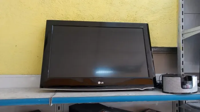 Tv Lg 32 polegadas Full HD LCD TV, 2x HDM I, Clear Voice II e Infinite Sound