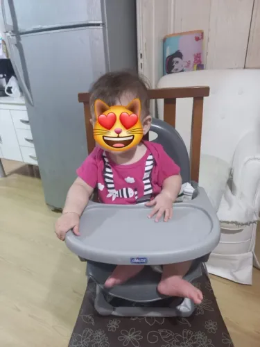 Cadeira de alimentação dobrável portátil Chicco 