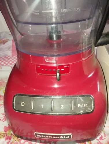 Multiprocessador Kitchenaid com acessórios