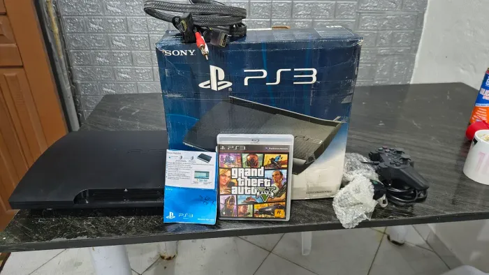 Ps 3 novo zero com nota fiscal e garantia,usado só uma duas vezes
