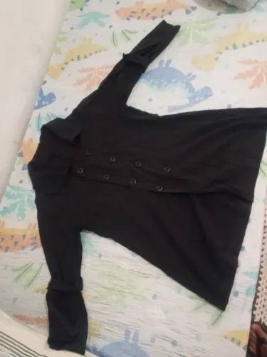 Lote de roupa feminina