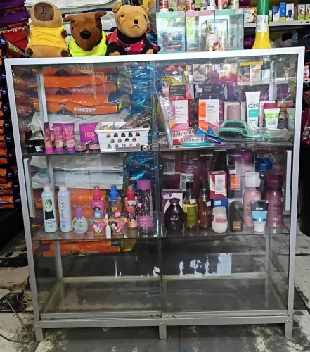 Vendo vitrine de vidro!