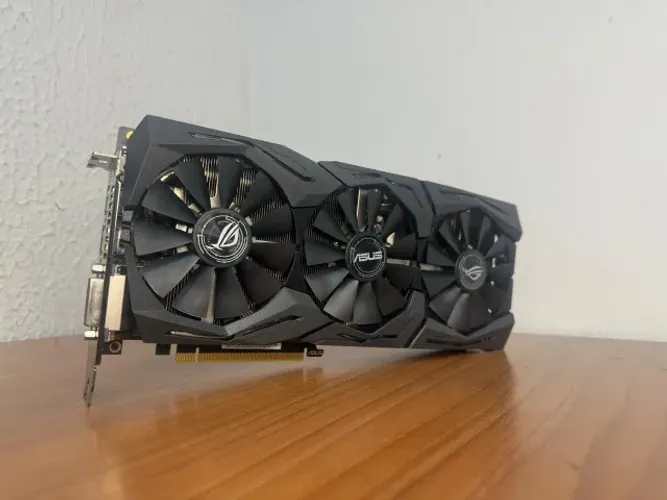Placa de Vídeo ASUS NVIDIA GTX 1080 8GB ROG STRIX