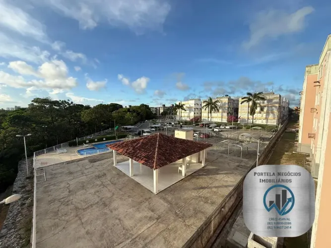 Apto na Serraria, 3/4, nascente, 59 m², terceiro andar.