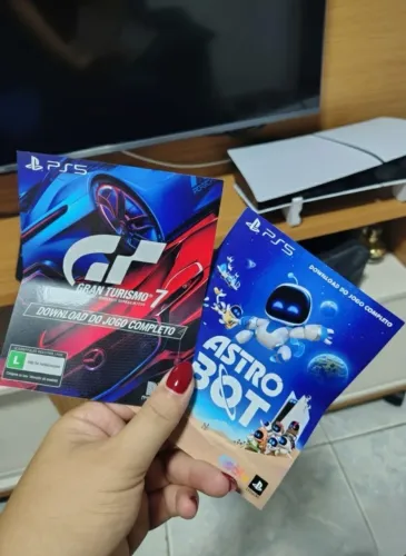 Jogo AstroBot e Gran Turismo 7 PS5