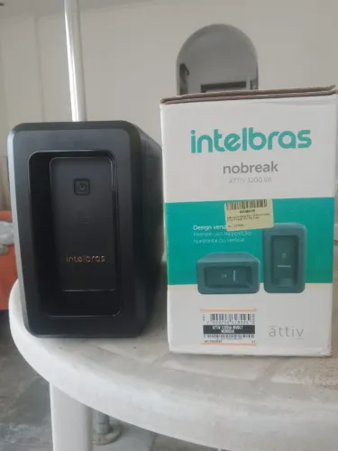 Nobreak ATTIV 1200VA Intelbras Bivolt com 8 tomadas