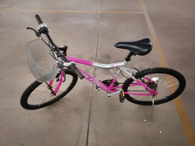 Bike aro 24, extremamente, conversada